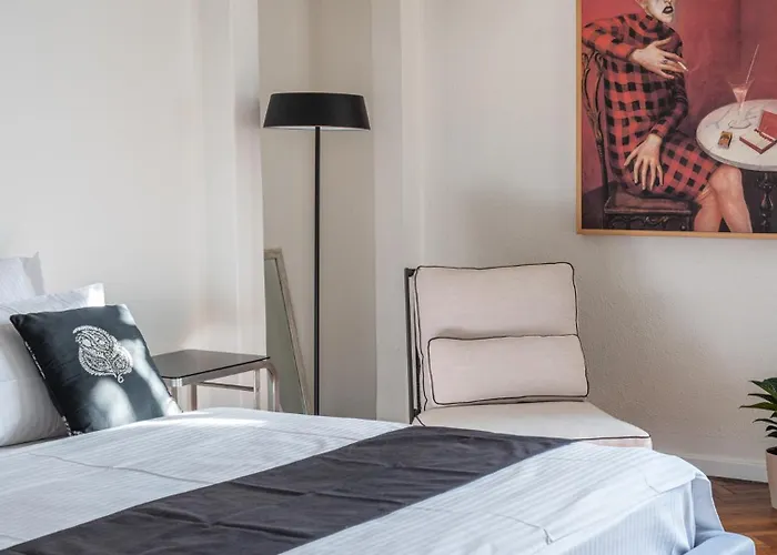 Two Bedroom Government Apartament Belgrad